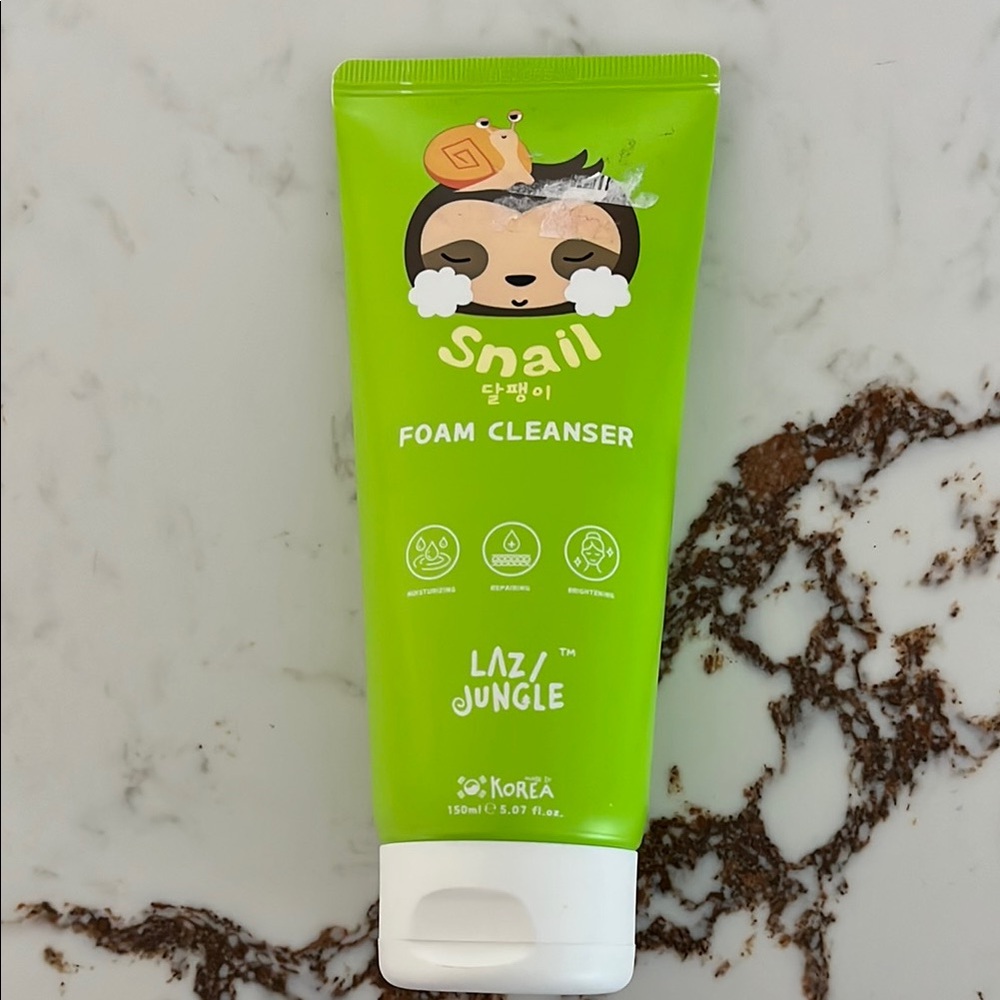 Lazy Jungle Snail Foam Cleanser